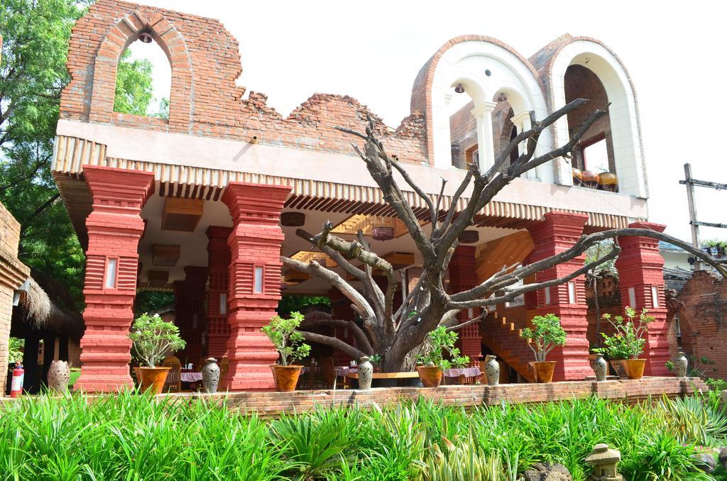Kaday Aung Hotel Баган Екстериор снимка